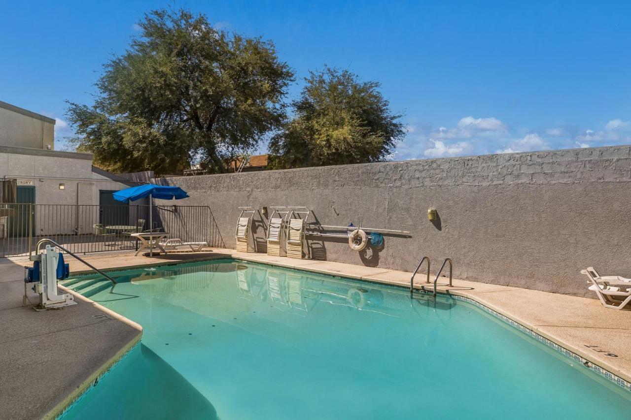 Knights Inn Tucson D.M.A.F Area Dış mekan fotoğraf