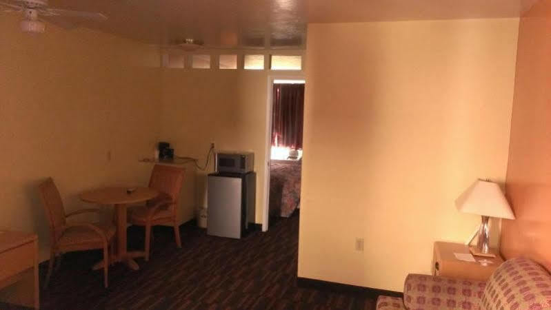 Knights Inn Tucson D.M.A.F Area Dış mekan fotoğraf